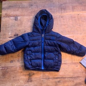 Boys 3T North Face Puff Reversible Jacket.